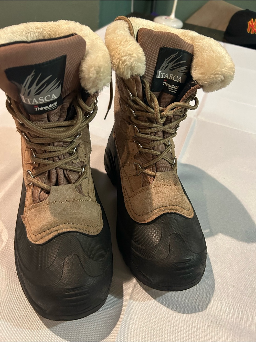 Itasca Women's Cedar Mid Waterproof Insulated
Winter Boots